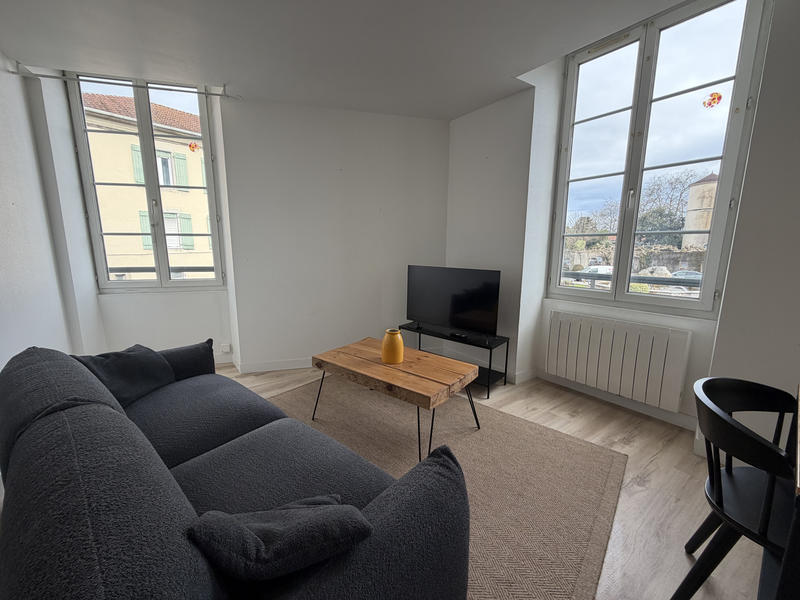 Appartement - 90 m² - 4 pièces