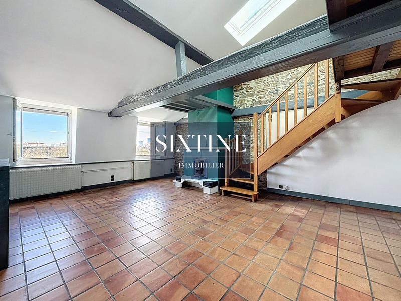 Appartement - 96 m² - 4 pièces