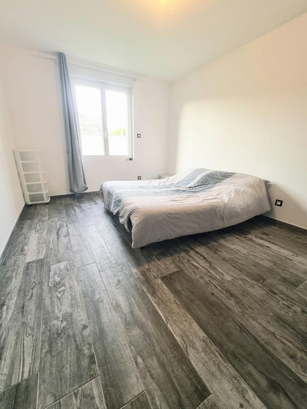 Maison - 208 m² - 7 pièces