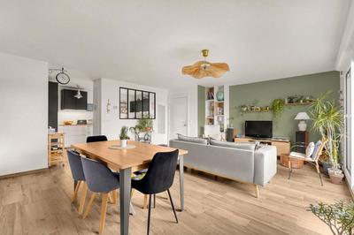 Appartement - 107 m² - 5 pièces