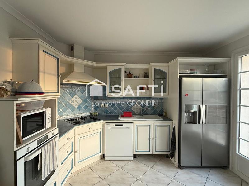 Maison - 95 m² - 5 pièces