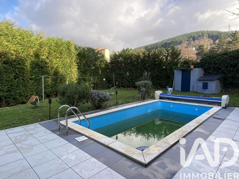 Maison - 160 m² - 7 pièces