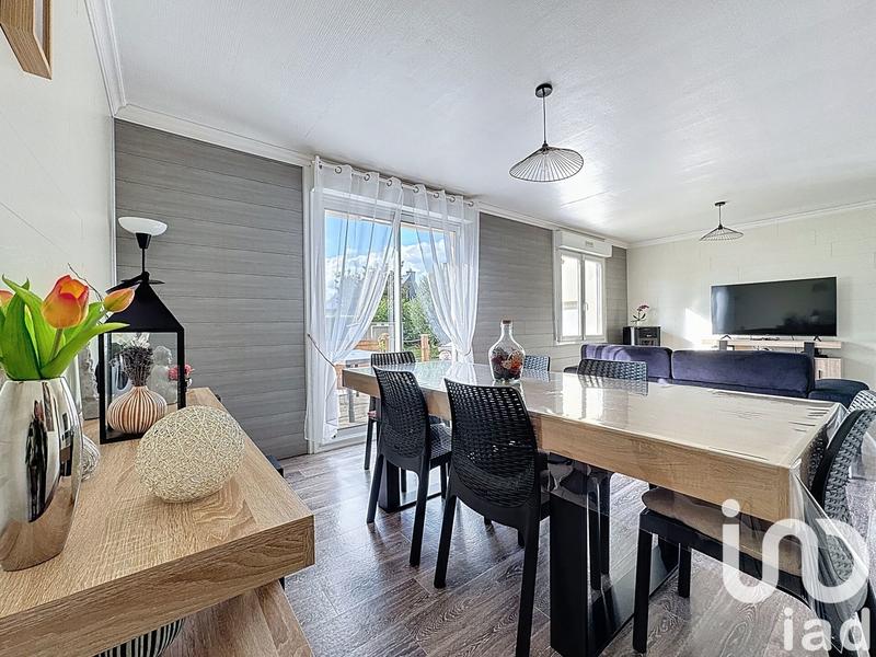 Maison - 92 m² - 6 pièces