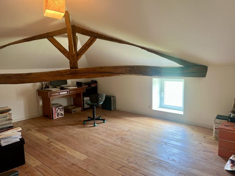 Maison traditionnelle - 222 m² - 6 pièces