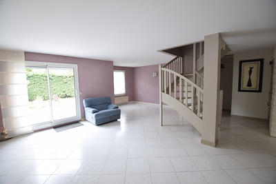 Maison - 140 m² - 6 pièces