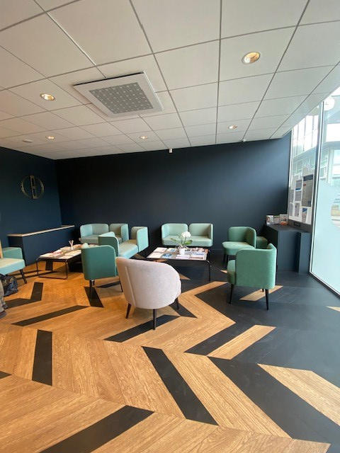 Bureau - 187 m² - 6 pièces