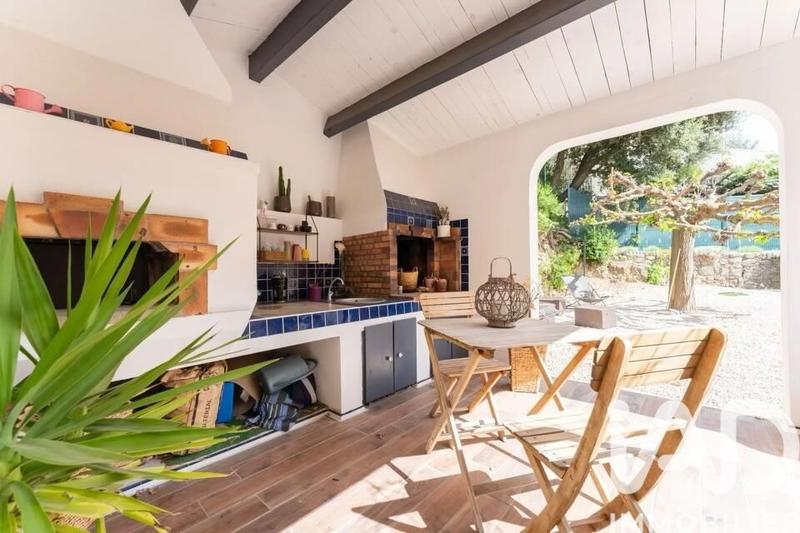 Maison - 224 m² - 9 pièces