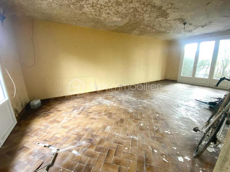 Maison - 85 m² - 5 pièces