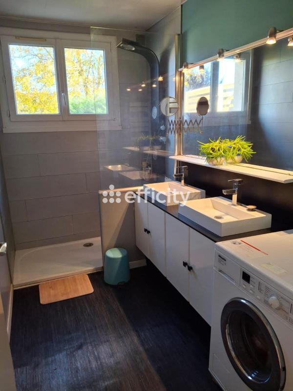 Maison - 186 m² - 7 pièces