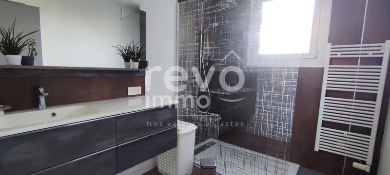 Maison - 144 m² - 7 pièces