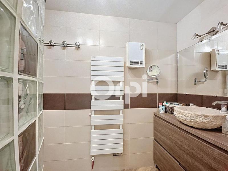 Maison - 175 m² - 8 pièces