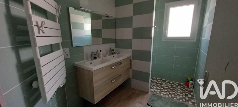 Maison - 90 m² - 5 pièces