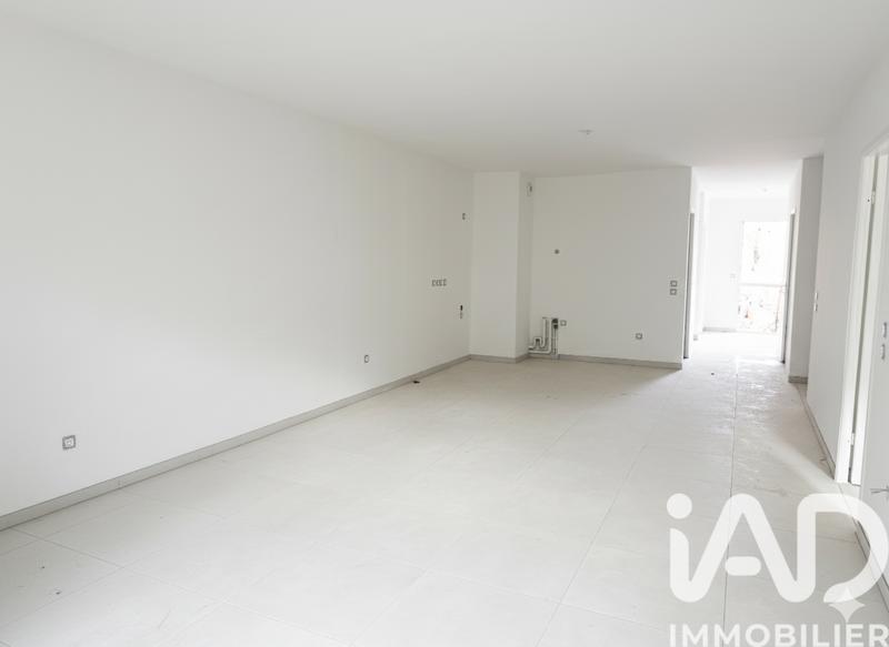 Appartement - 99 m² - 4 pièces