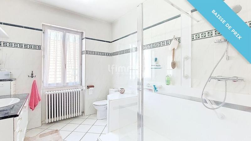 Maison bourgeoise - 277 m² - 6 pièces