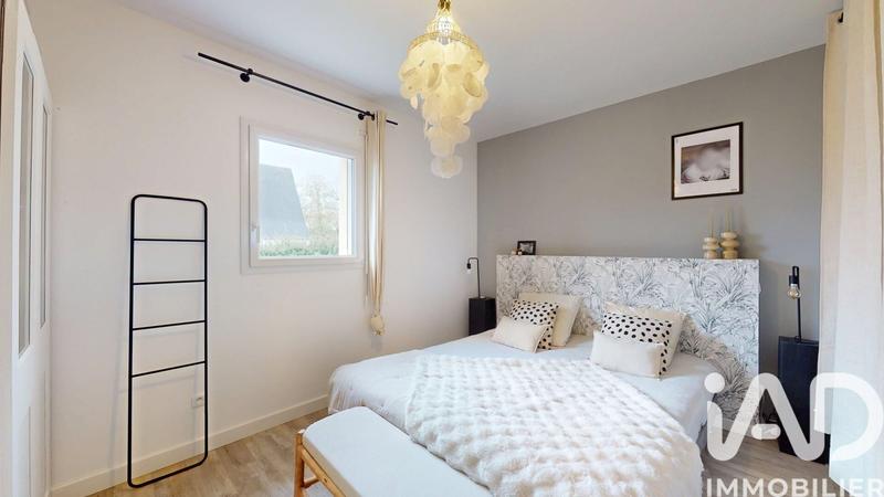 Maison - 99 m² - 4 pièces