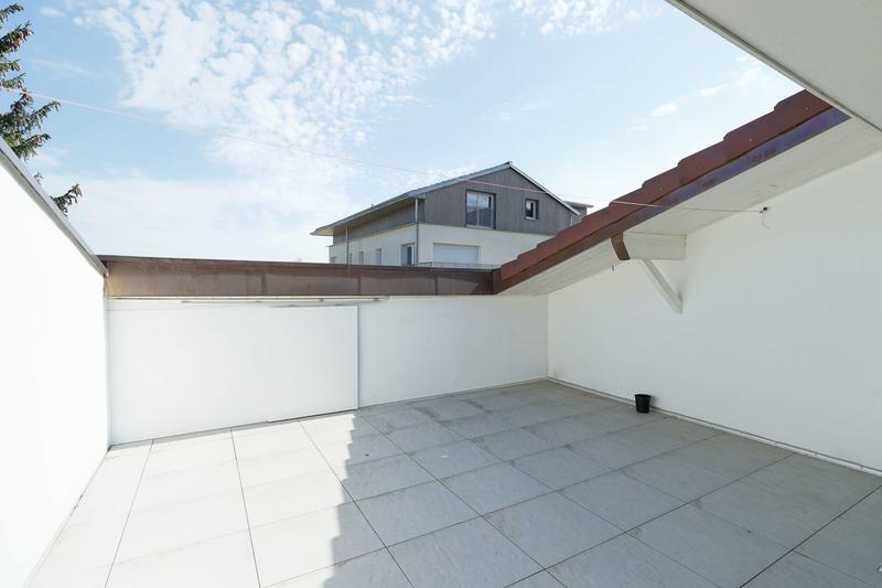 Appartement - 101 m² - 2 pièces