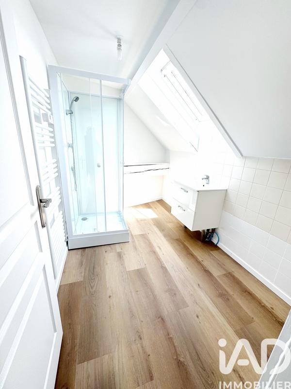 Maison - 93 m² - 4 pièces