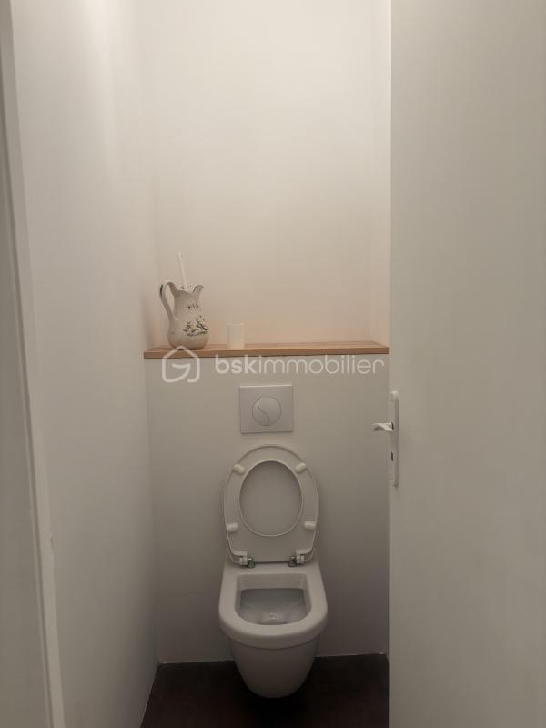 Maison traditionnelle - 140 m² - 5 pièces