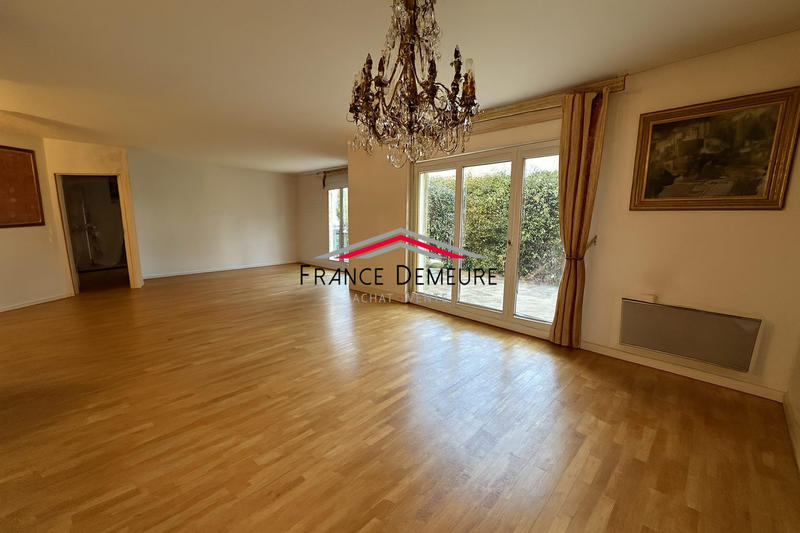 Appartement - 92 m² - 4 pièces