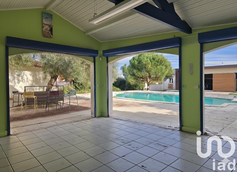 Maison - 242 m² - 7 pièces