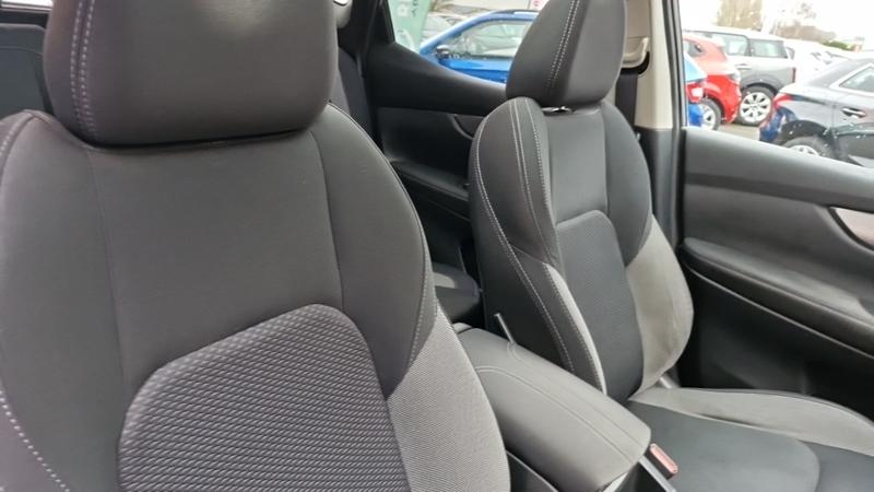 Nissan Qashqai 1.2 Dig-T 115 n-Connecta