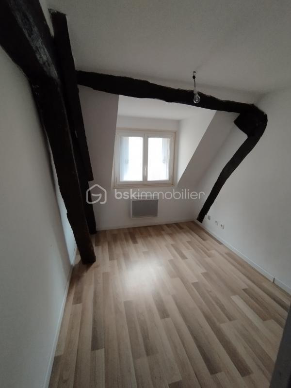 Maison - 65 m² - 5 pièces