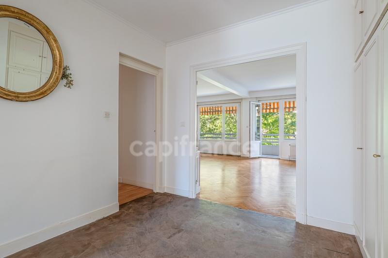 Appartement bourgeois - 120 m² - 5 pièces