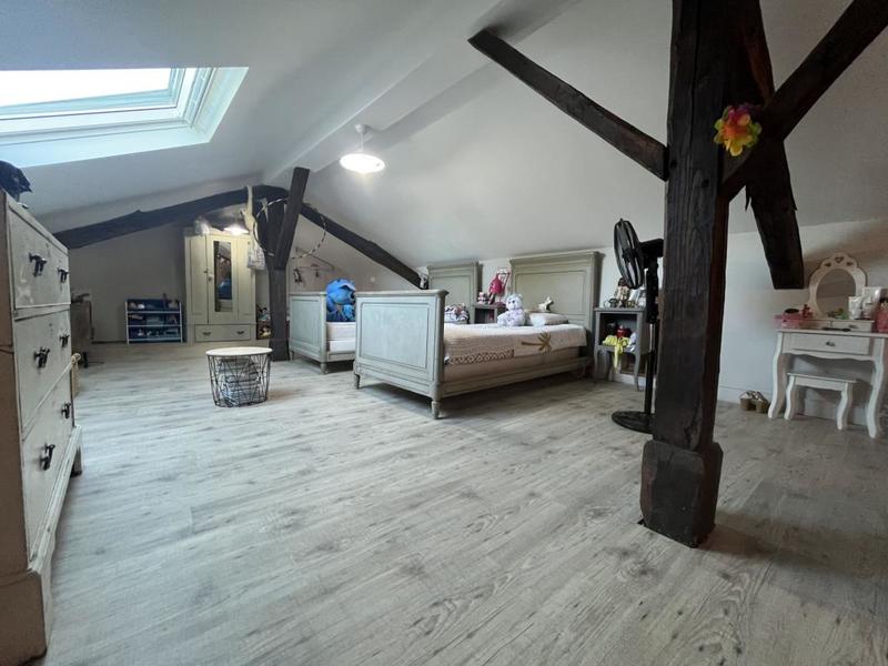 Maison - 96 m² - 4 pièces