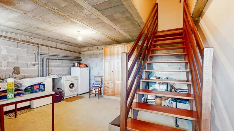 Maison - 140 m² - 6 pièces