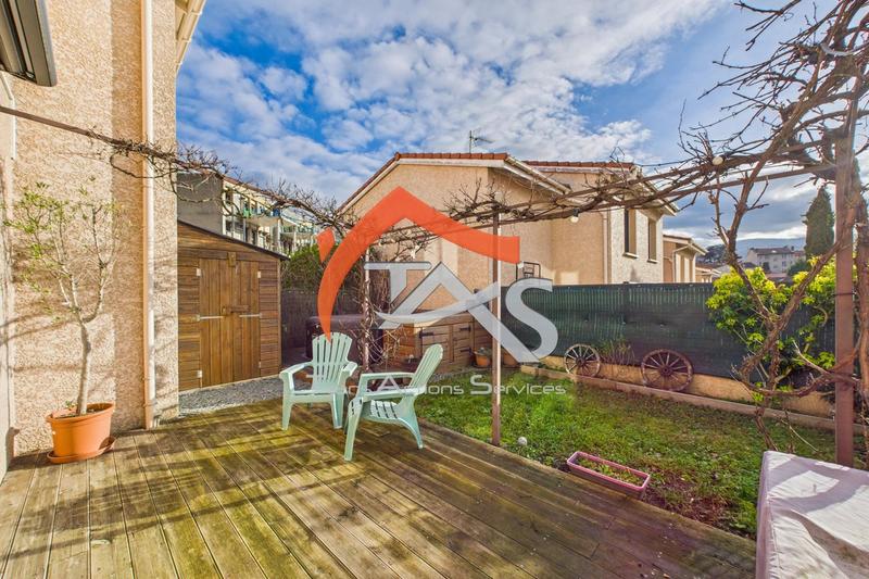 Maison - 95 m² - 4 pièces