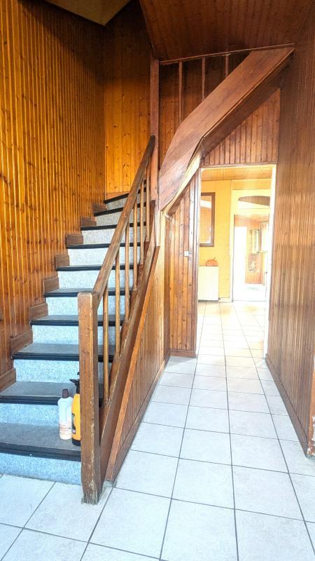 Maison - 93 m² - 5 pièces