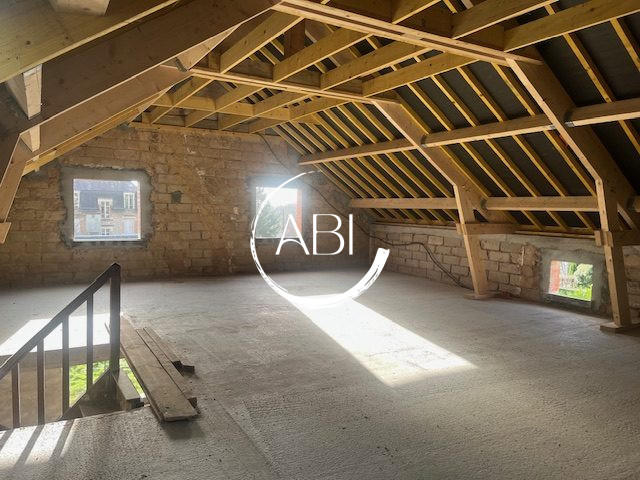 Maison ancienne - 130 m² - 4 pièces