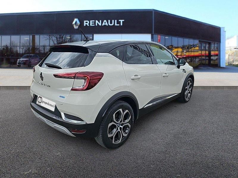 Renault Captur E-Tech Plug-in 160 Intens