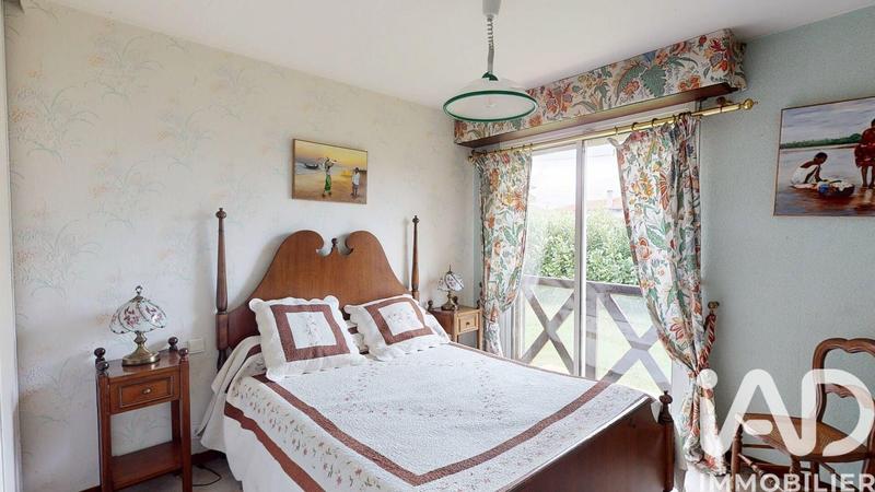 Maison - 205 m² - 7 pièces