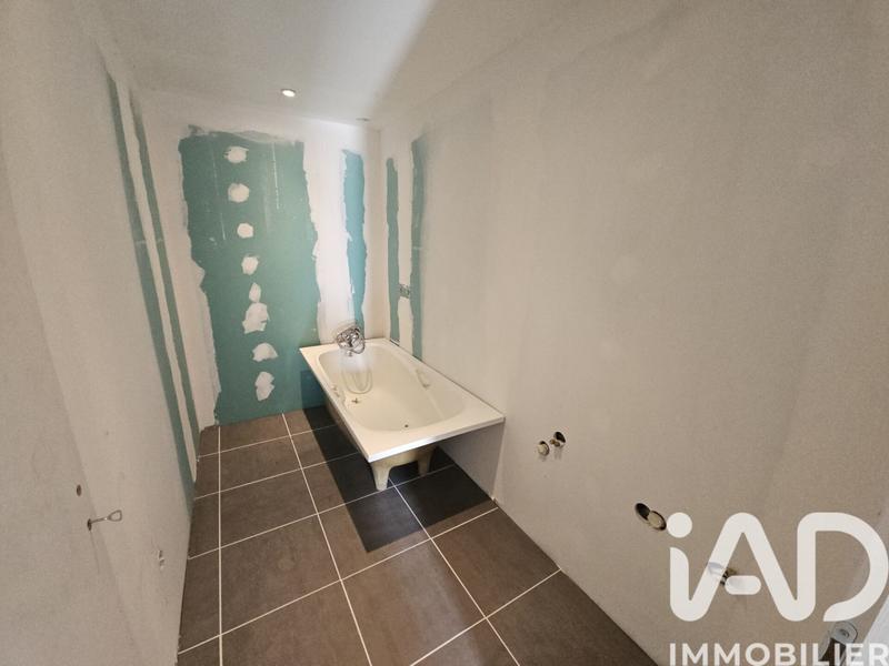 Maison - 175 m² - 7 pièces