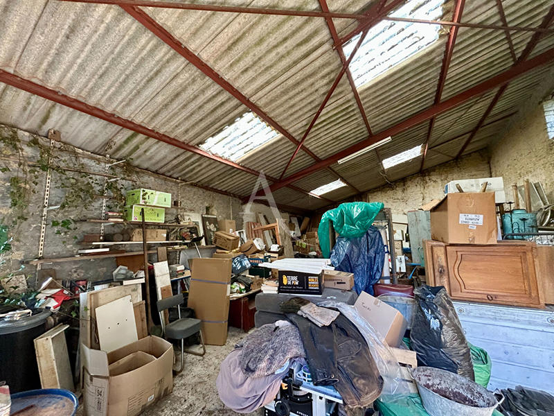 Maison - 229 m² - 9 pièces