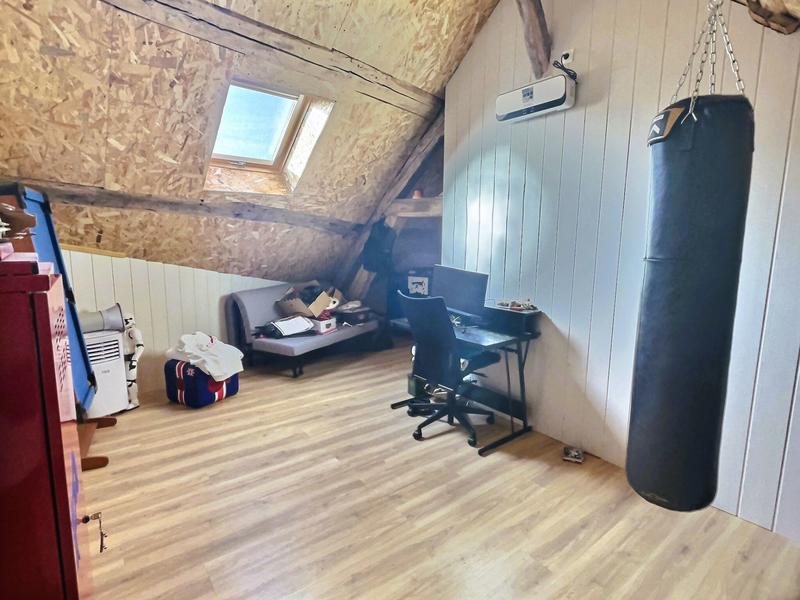 Maison - 100 m² - 5 pièces