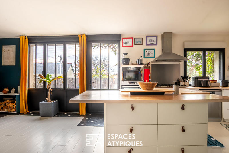 Maison - 220 m² - 6 pièces