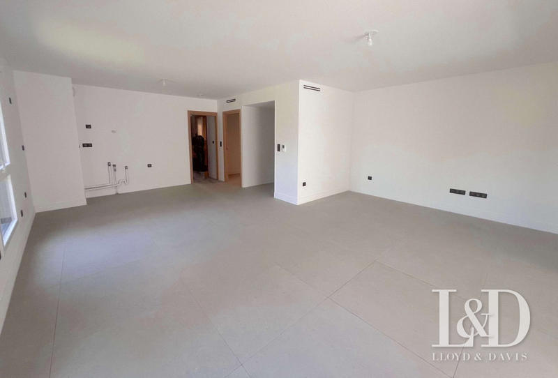 Appartement - 85 m² - 3 pièces