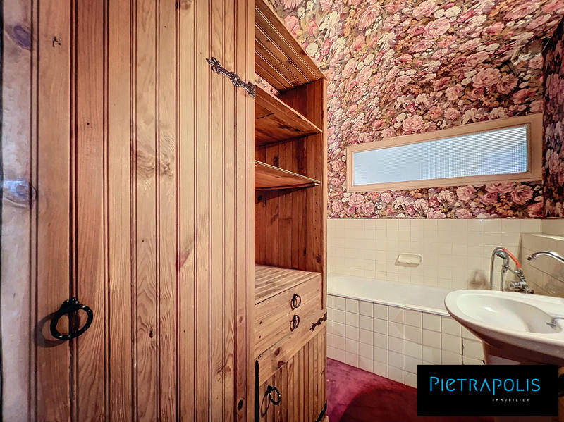 Maison traditionnelle - 132 m² - 6 pièces