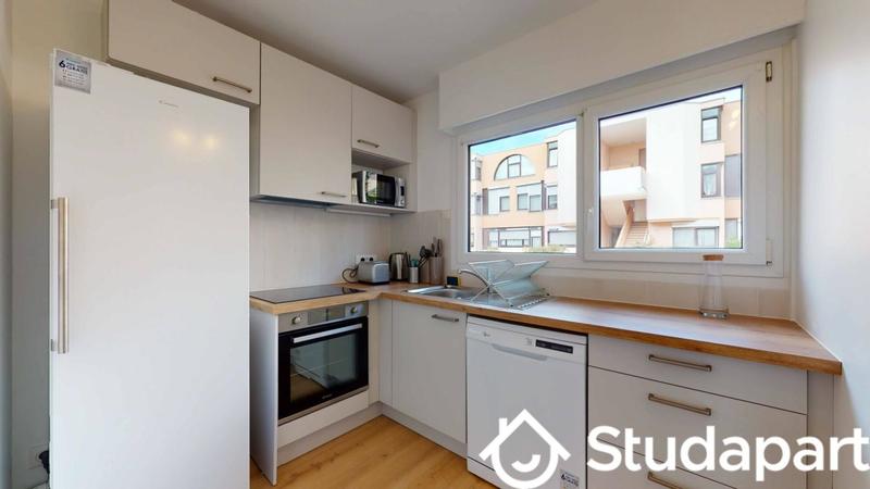 Chambre - 9 m² - 1 pièce