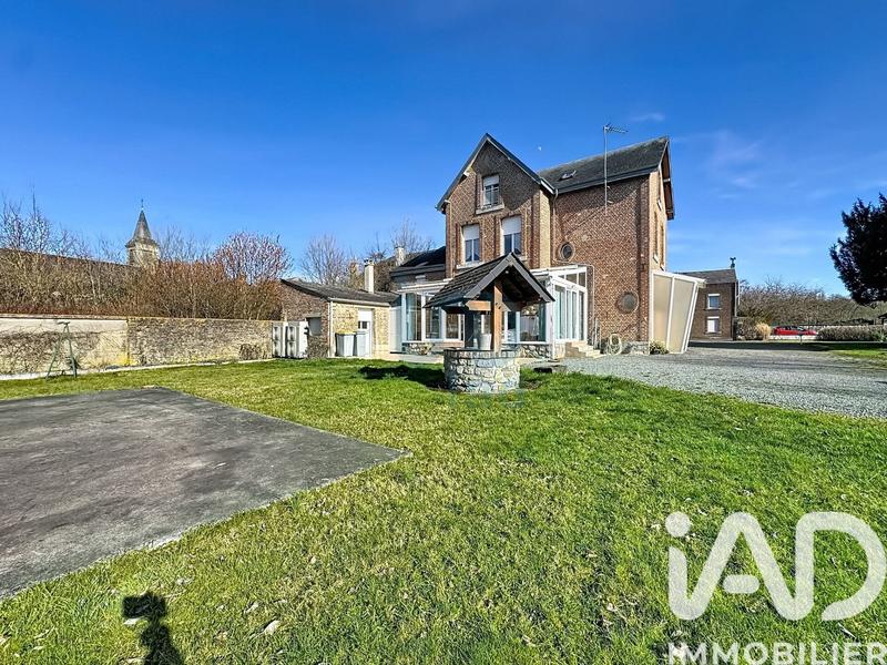 Maison de ville - 180 m² - 6 pièces