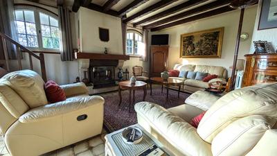 Maison - 265 m² - 7 pièces