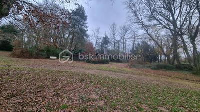 Propriété - 220 m² - 7 pièces