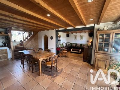 Maison - 134 m² - 5 pièces