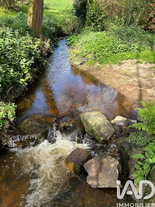 Maison - 204 m² - 3 pièces