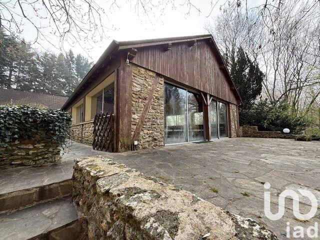 Maison - 387 m² - 13 pièces