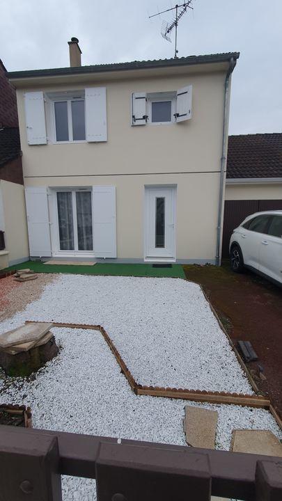 Maison - 88 m² - 5 pièces