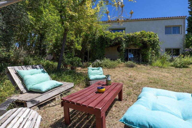 Villa - 178 m² - 6 pièces