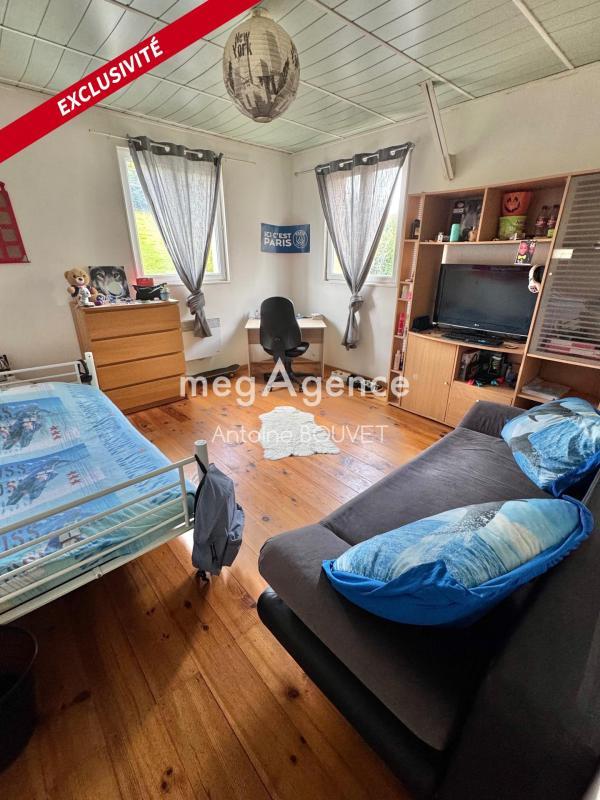 Maison - 140 m² - 5 pièces